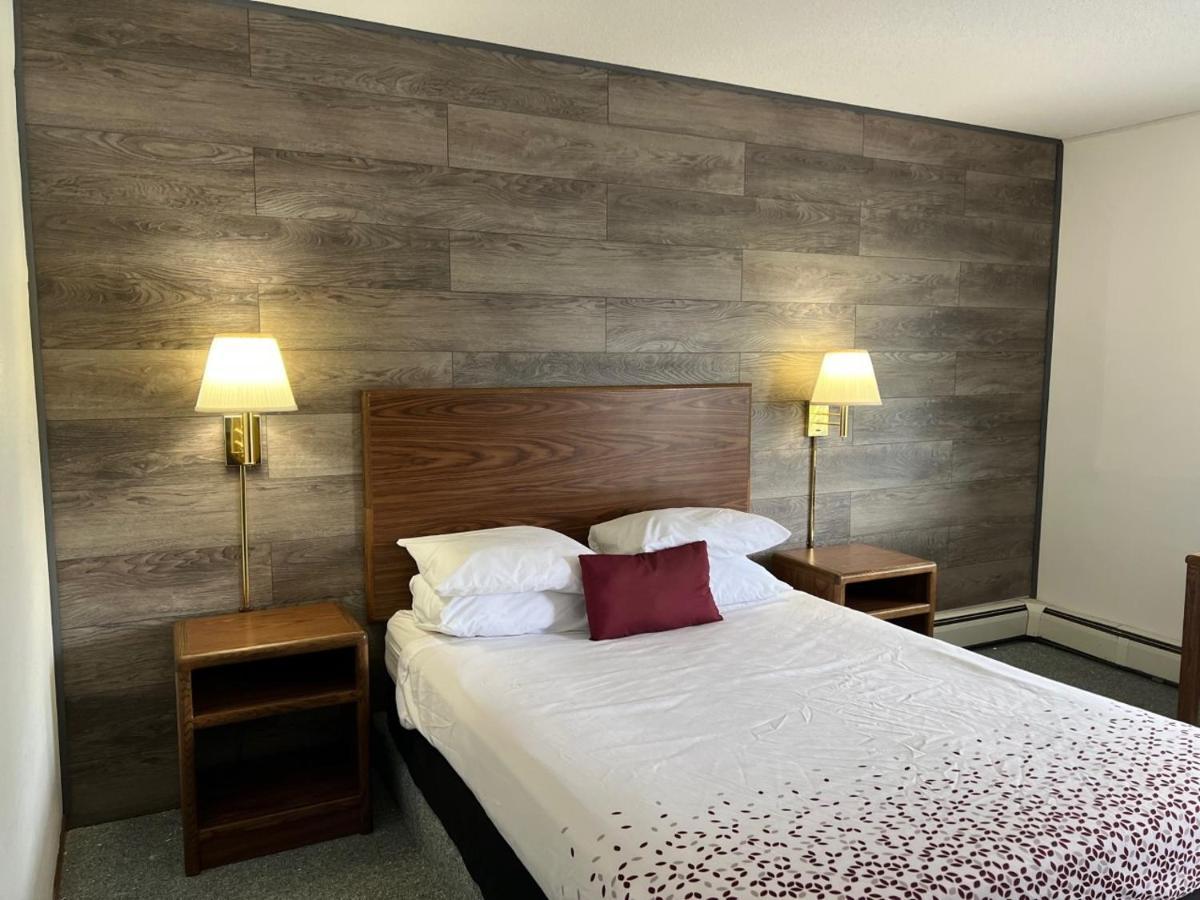Northwoods Motel Ladysmith Zewnętrze zdjęcie
