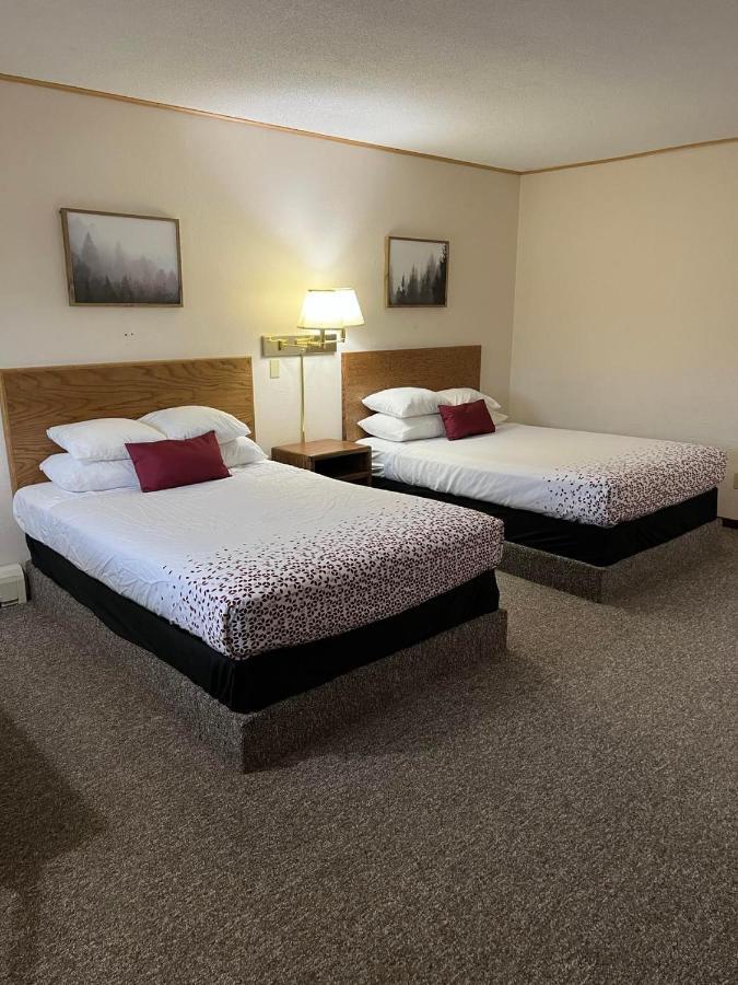 Northwoods Motel Ladysmith Zewnętrze zdjęcie